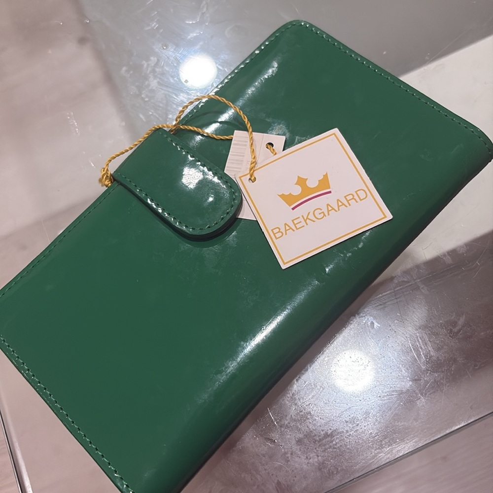 Baekgaard Solid Bags & Handbags for Women